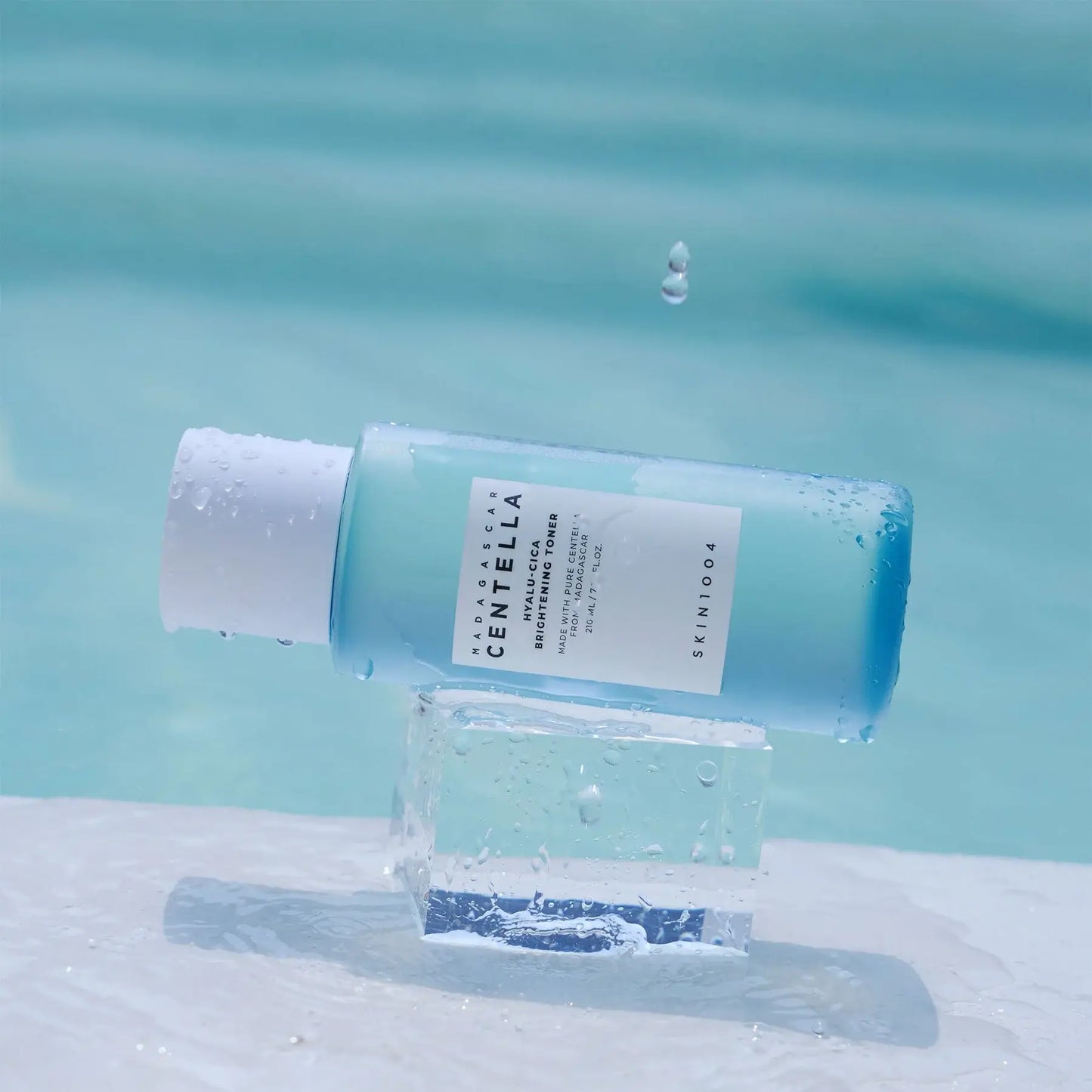 SKIN1004 Madagascar Centella Hyalu-Cica Brightening Toner 210 ml